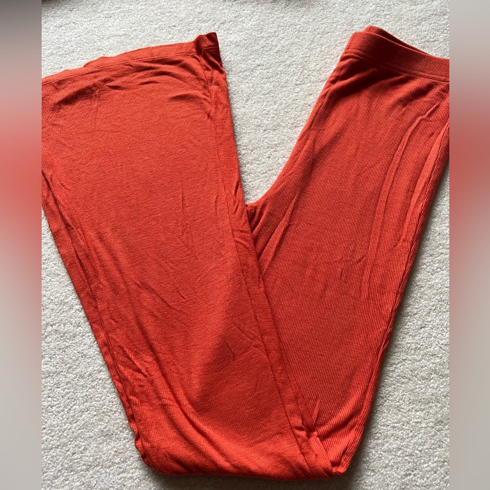 Forever 21 Flared Legging Pants Size Medium new